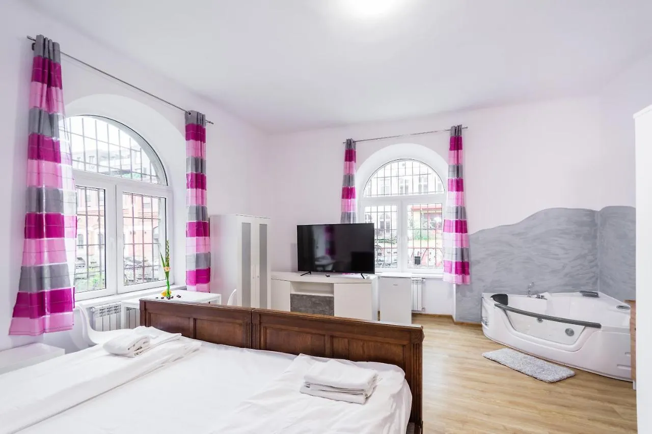 Jacuzzi Jm Rooms Apartment Wawelofts Kraków