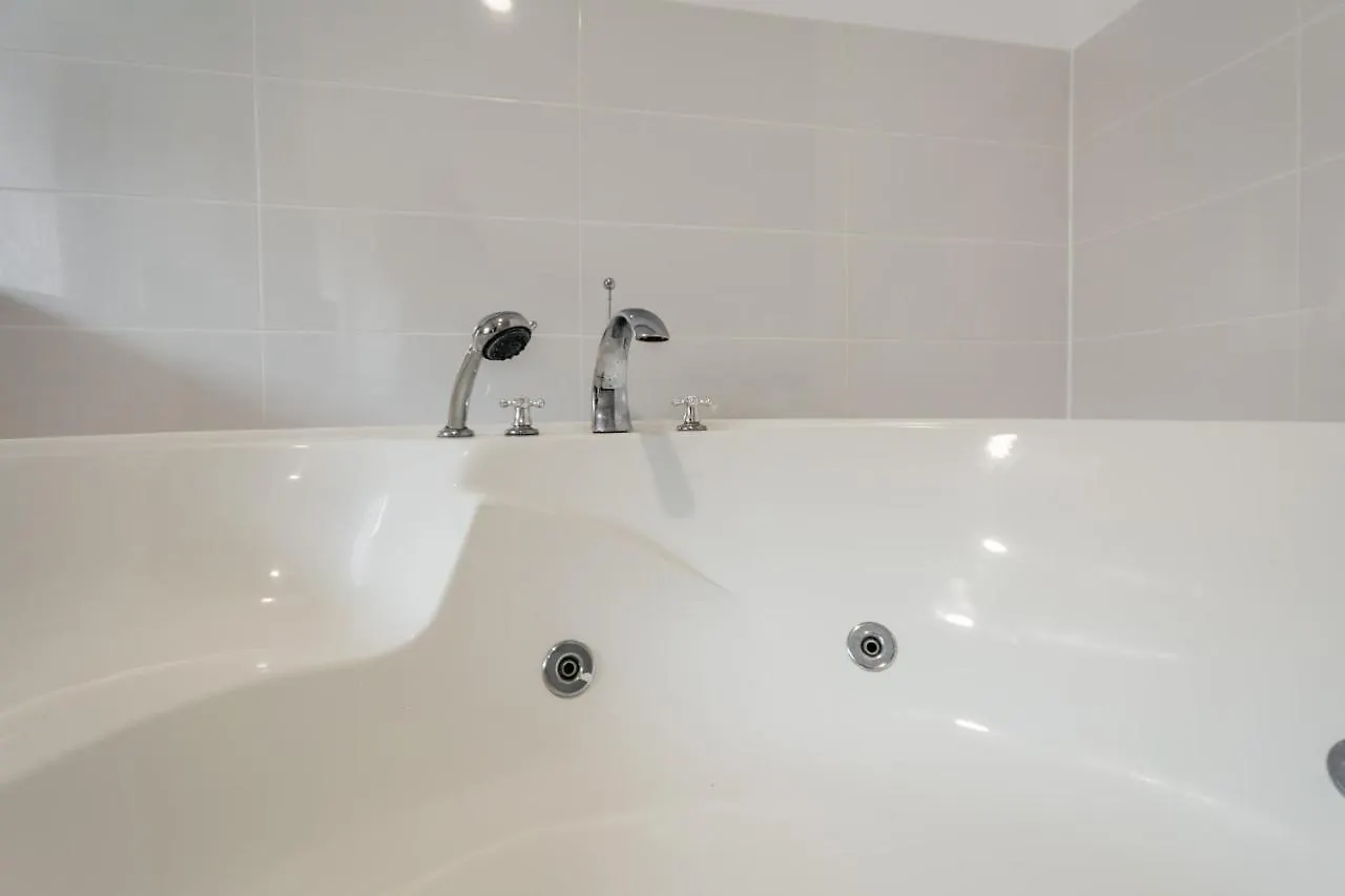 Jacuzzi Jm Rooms Apartment Wawelofts Krakow