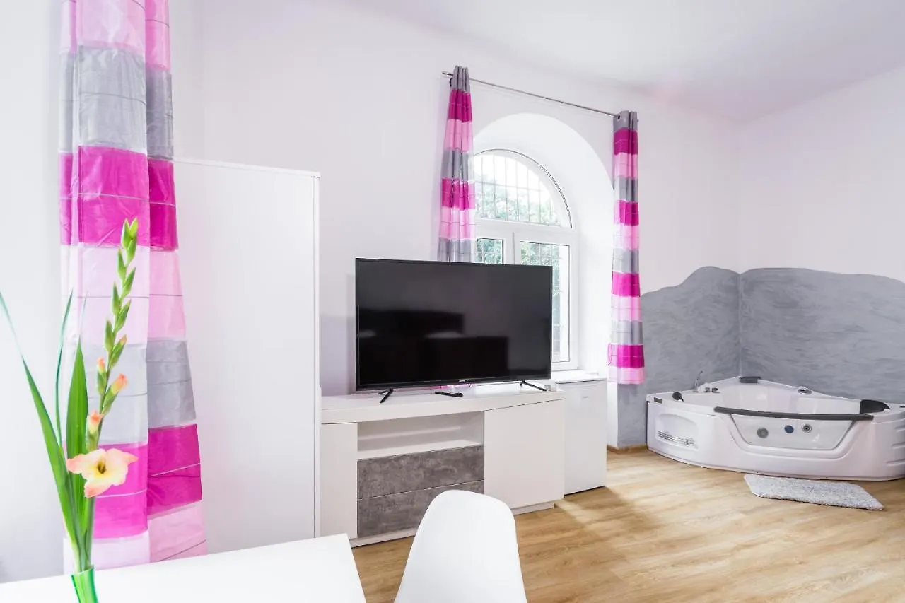 Jacuzzi Jm Rooms Apartment Wawelofts Krakow