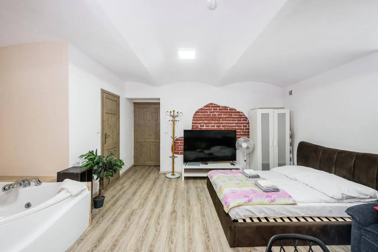 Jacuzzi Jm Rooms Apartment Wawelofts Krakow Poland